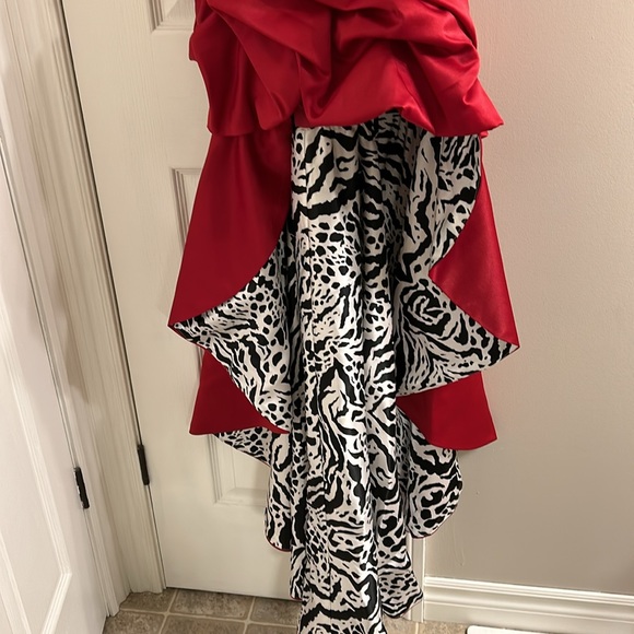 Woman’s red satin ruched evening gown with jewel detail long the side. - Picture 4 of 6